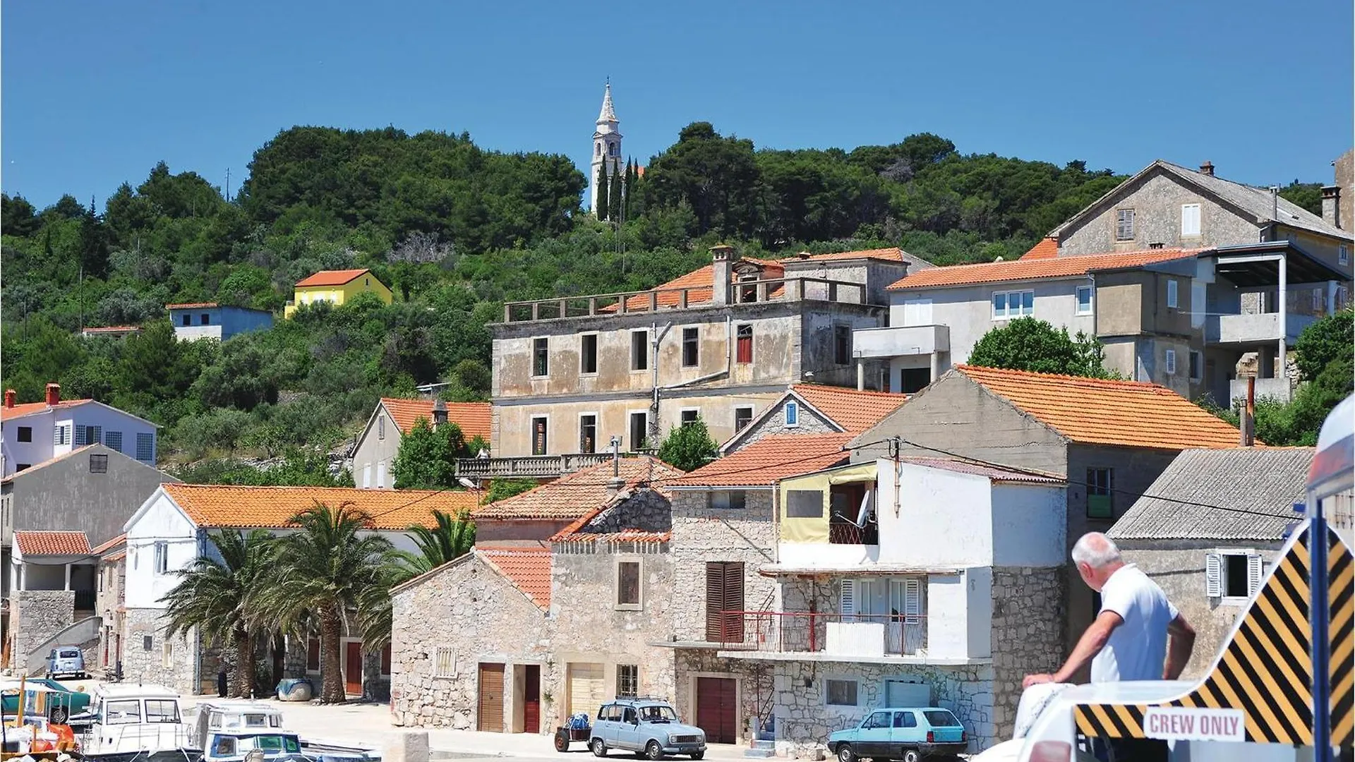 Awesome Apartment In Veli Iz With House Sea View
